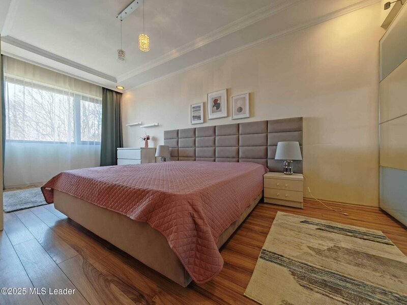 Iancu Nicolae apartament 2 camere, 71 mp utili si loc parcare
