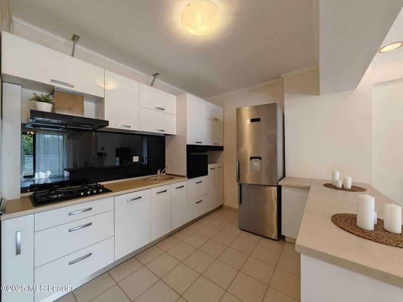 Iancu Nicolae apartament 2 camere, 71 mp utili si loc parcare